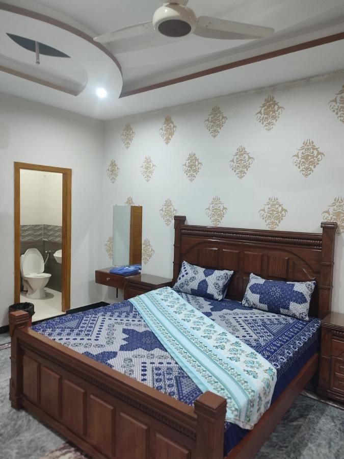 Lavish Residency Guest House Fasial Town Rawalpindi Ngoại thất bức ảnh