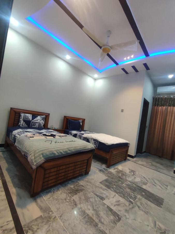Lavish Residency Guest House Fasial Town Rawalpindi Ngoại thất bức ảnh