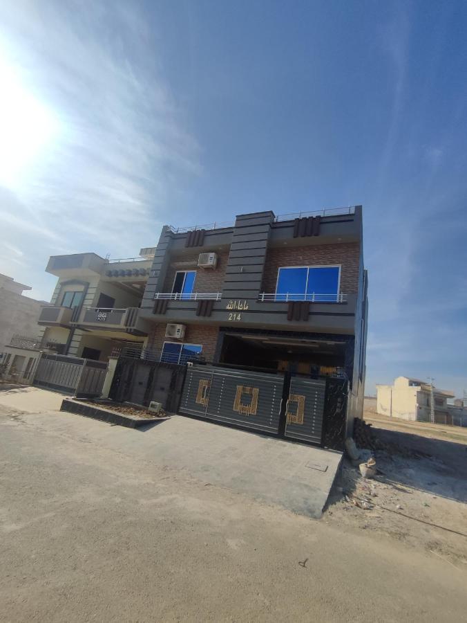Lavish Residency Guest House Fasial Town Rawalpindi Ngoại thất bức ảnh